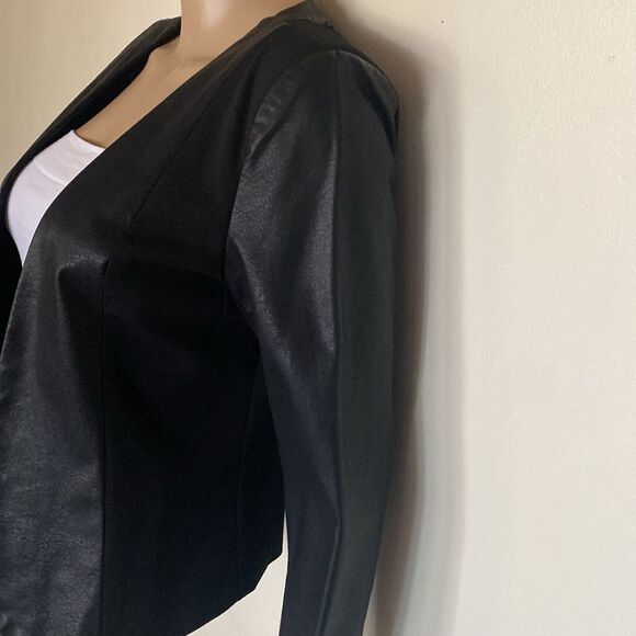 Michel Women’s Size M Black Faux Leather Blend Open Front Rare Edition Jacket - Picture 8 of 12
